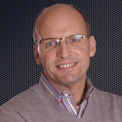 Chief Customer Officer (CCO) and Co-founder at Crelow LLC.