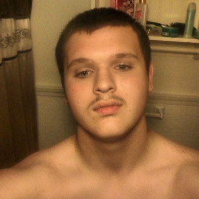 I am Ben Robinson but everyone callz me BIG BEN. I go to Omaha North High School the home of the Vikingz n I play football for them. We hav been to state in foo