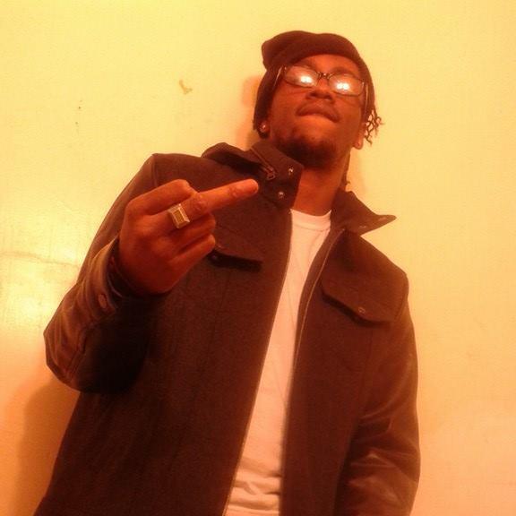 music is my love & we gne make it 2 dha top money train gang 4life.......BITCH!!!!!