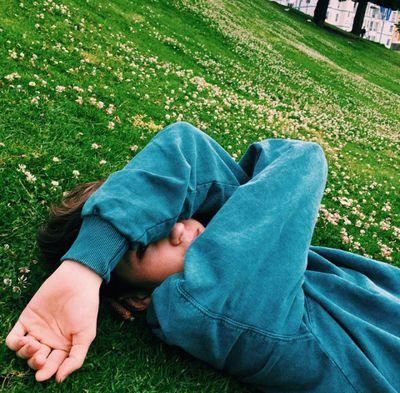 TroyeSivanFS's profile picture. i'd hunt(er) all night to find him. ♡