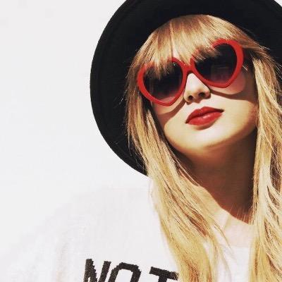 you're the king baby I'm your queen.