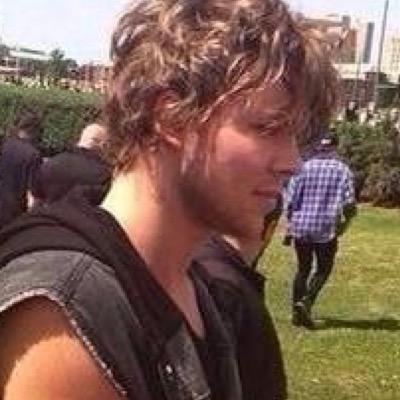 hi cutie, go follow @deepthroatmuke and ask for a follow back