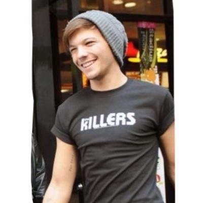 louis looking amazing as always