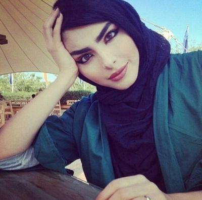 ‏‏استغفر الله الذي لا اله الا هو الحي القيوم واتوب اليه ♡♡