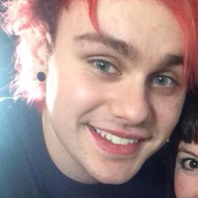 hi cutie, go follow @deepthroatmuke and ask for a follow back
