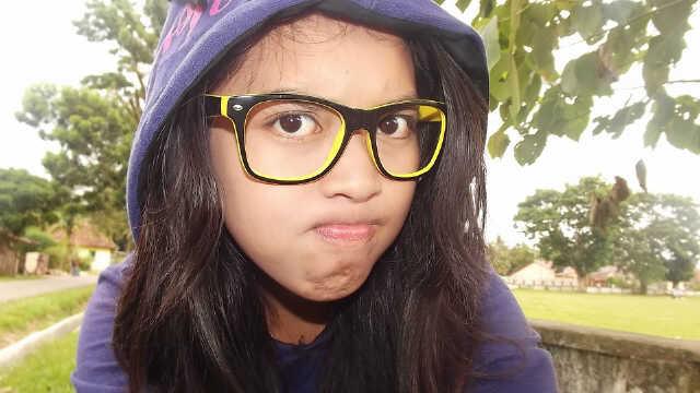 Follow -- @SandylTilawah | @Hafizah_Silvia #Followbacksandyltilawah
