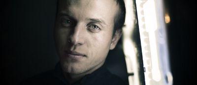 maniapovildar's profile picture. 