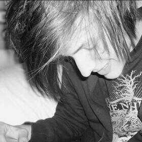 free follow bc you are fab but can you please check out @squirrelphan tysm ^_^