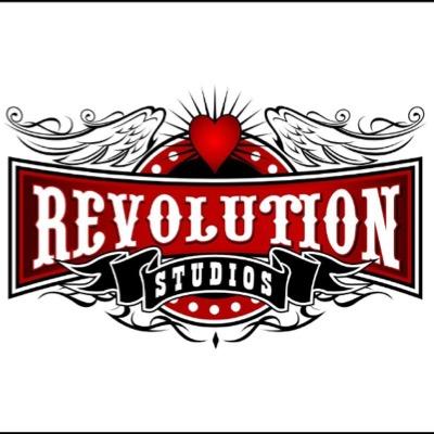 Revolution Studios of North Carolina soecializes in Boudoir, Glamor, Professional Headshots & Portrait Photography