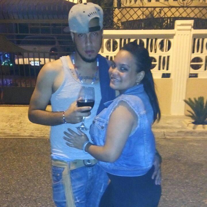 Soy super loka ;x Me gusta Escuchar musica \o/ Chat en todo lo que puedo /o/ Estudio Ing, Civil :D Amoo a mi novio @jackbillrosario y Tengo 4 Bff
