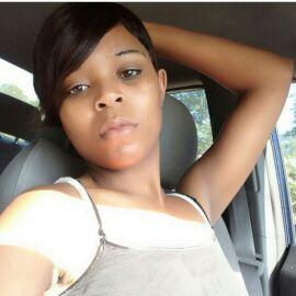 23 year old Mother of 1 little girl, College MAjor : Early Childhood...Future LEader/ Business Owner.Team Galaxy Note III.Follow me on Instagram @st1llpr3tty