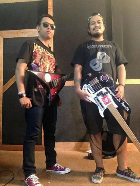 ROCKBANDMUSIC•@ato_insurgent •add @wisnufa •@DenysterPrass_