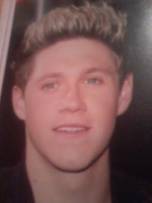 Irish Directioner & i LOVE @Hollyoaks :-)