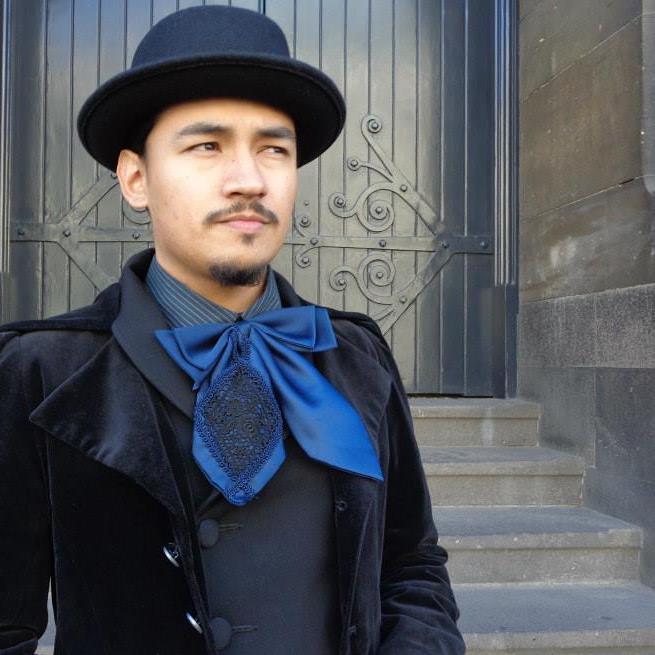 howaboutasoda's profile picture. Elegant Gothic Aristocrat