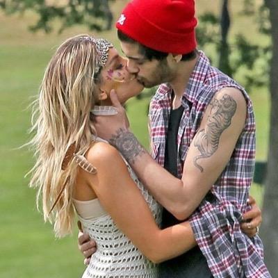 I'm half a heart without you, Zayn (11/12/13)
{a}