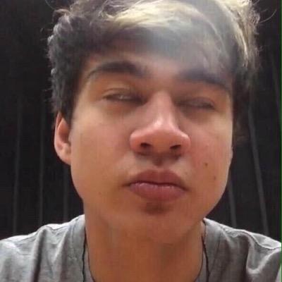 follow @T0xicalHood and be active and turn on her notifs for Dms to 3/6 1/5 3/12 + 5sos band acc Everynight SHE HELPS HER ACTIVE FOLLOWERS GAIN