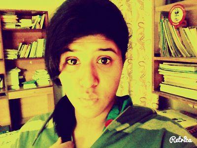 Be what you want to be not what others want to see :D Cause LIFE IS GOODDD xD..... DIRECTIONER|BELIBER|MAHOMIE... :* kik: aiba ahmed :)