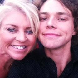 real anne marie | i love ashton, Harry and lauren but mostly harry | parody