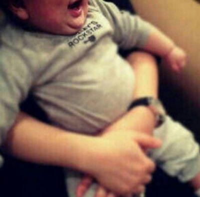 ‏- يا حافظ النعم أحفظ لي أهلي ومن أُحب ❤
