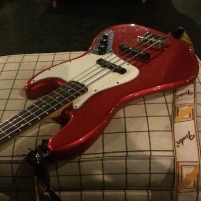 Composer, Bassist, Apple collector, Saab and Volvo enthusiast.