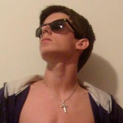 Flamenguista, Surfista e Carioca.