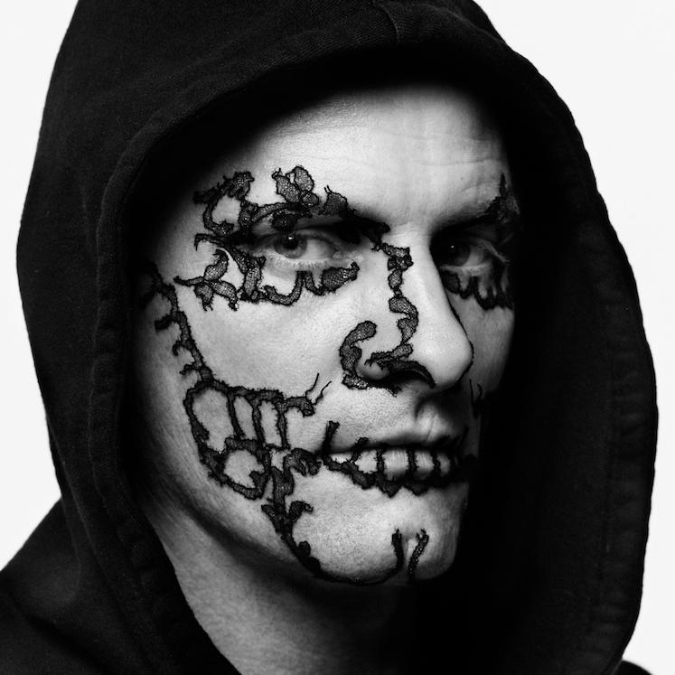 No hay mayor castigo que permanecer encerrado en tu cuerpo humano y estar despojado de todo lo que controlas. Hades, Arvac...soy el mismo. Iré a por él. #PDCF
