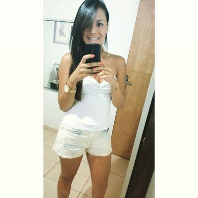 Lamentar uma dor passada, no presente, é criar outra dor e sofrer novamente.