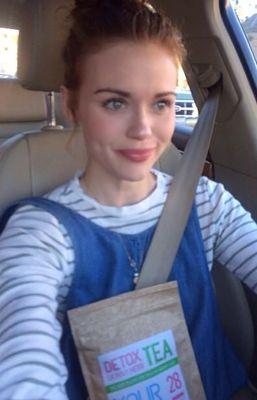 27,actress, teen wolf, living life to the full,gorgeous son named logan and perfect twins named stiles and lydia♥, married to the gorgeous @RP_DylanObrien♡♥{RP