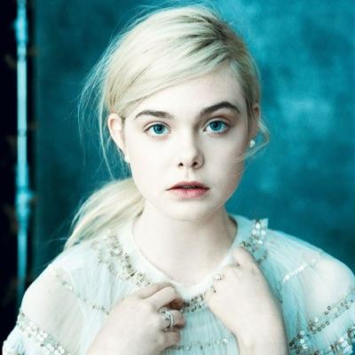 Young!Cinderella Can I take these shoes off now? Adopted daughter of Mr.Gold.Who needs a prince when there is pizza? #18+ #Literate #RP