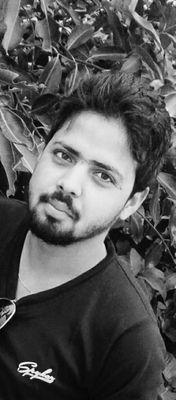 मोहब्बत भी क्या चीज होती है न जीने देती है और न ही मरने देती है