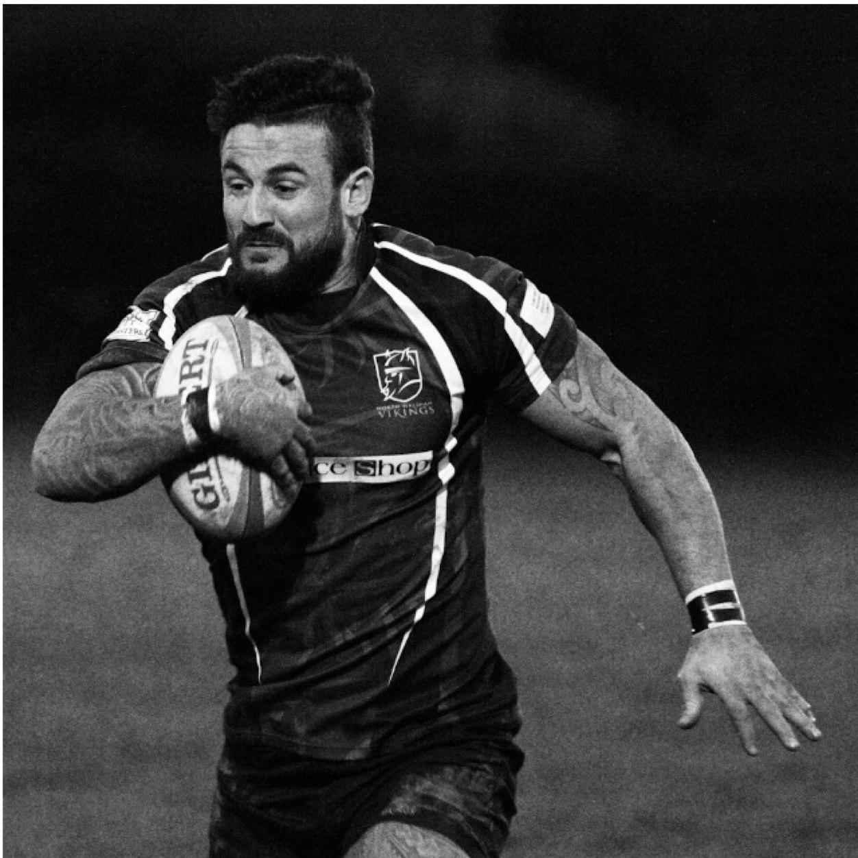 Rugby player, gym head, ibiza, house music still alive so thats a positive!
            Attack life its gonna kill you anyway!   instagram sticks868