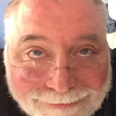 I am the next future of Business & Thought Leader - Business Extreme! Conservative. I am husband, Poppie & father. Views & opinions expressed are soley mine!