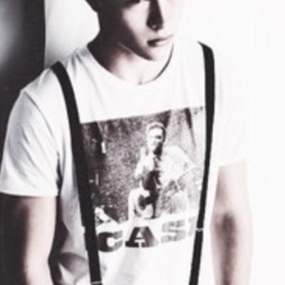 detsub's profile picture. 