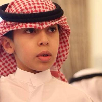 آلردي دآيم من الطيب محروم 
وآلكفوغير .. آلمرجل مآعشق

ومآتعلا الا .. الكوآكب و النجوم
ولايطيح من آلحزام آلا آلفشق.