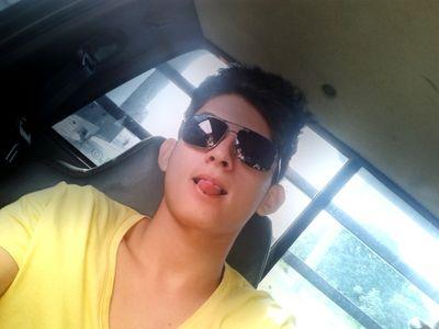 ninguém é melhor que ninguém !  humildade a cima de tudo ♥ !!