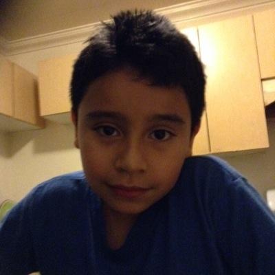 Follow me and I'll follow back follow @lolz_josseline