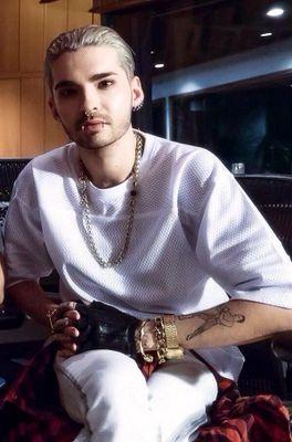 I looooooove Bill!！I want information of TOKIO HOTEL in the world☆My blog→ http://t.co/O0sEl0RAuM