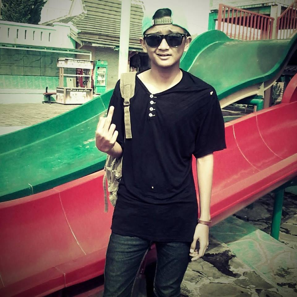 EriSandy07's profile picture. 