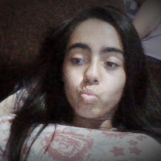 Ela e uma mulher menina que precisa urgentemente ser mais forta (8'