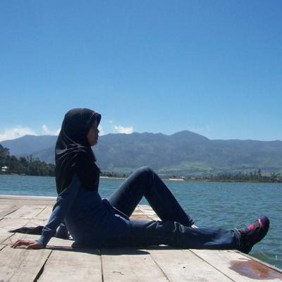 the traveladee | solitude adventurer