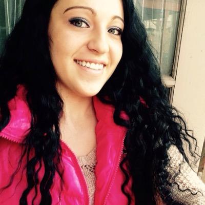 Denisa. Teen mom. 90s baby. Leo. Idgf. Hate 3/4th of the world. Straight. I like being crazy, Tough times never last, but tough people do.
