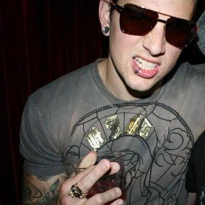 SMiftahurrohman's profile picture. Follow My Twitter Okey ;) (y) ~ The Fallen A7X ~