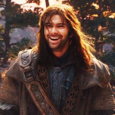 Soy enano pero no pequeño. Huérfano de madre y padre pero entregado totalmente a mi tío Thorin Escudo de Roble. #Kirin #Rol