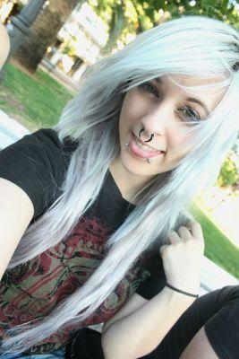 549407a964ea428's profile picture. lets stand up for the people who can't