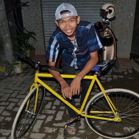 RahmatFajrin3's profile picture. 