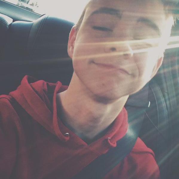 bessonsunshine's profile picture. Just here to love and support the one and only Corbyn Besson
