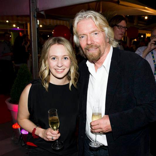 Director of Brand & Communications @VirginMobileAus and love a little travel, photography and yoga.
