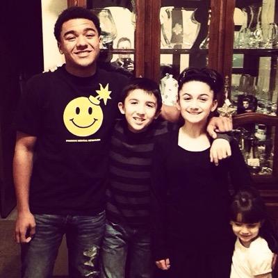 justynhenley3's profile picture. Careful people always have regrets. Ball out