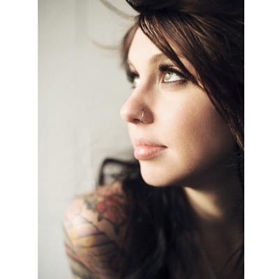 Model. Make-up artist. Motorcycle enthusiast. Rp | Fl