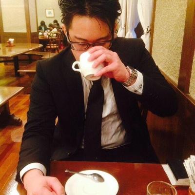 Marist 50st。関西学院大法法卒。体育会ハンドボール部引退。大阪社会人ハンドボールチーム【Relation】神戸市社会人チーム【SEVENSTAR】、SGハンドボールクラブ・GKコーチ